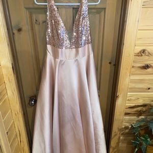 Champagne prom dress!!